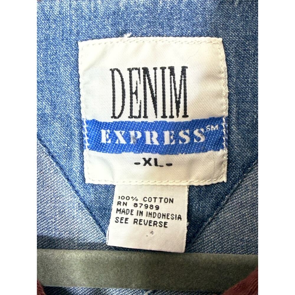 Denim Express Two-Tone Button-Down Shirt in Maroon and Light Blue Denim. Size XL - Picture 3 of 5